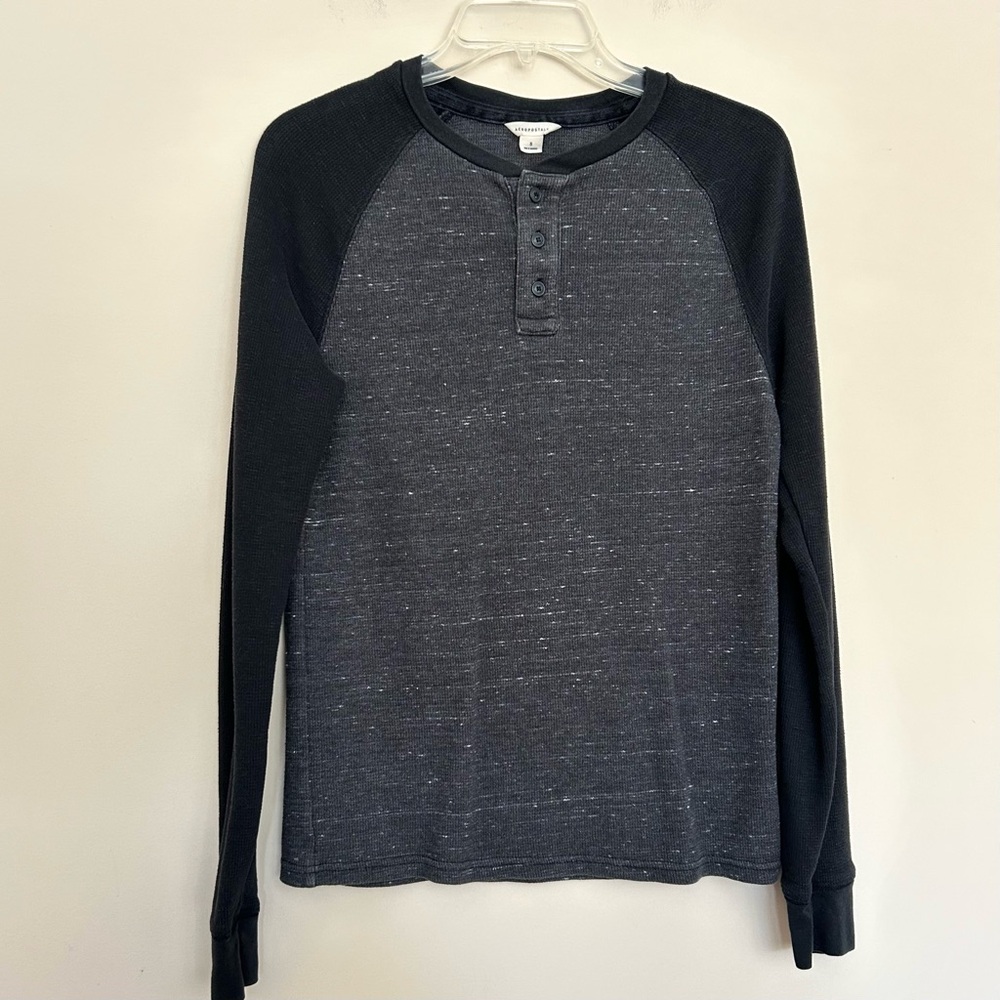 Aeropostale Men's Long Sleeve Henley Raglan in Charcoal and Black Top